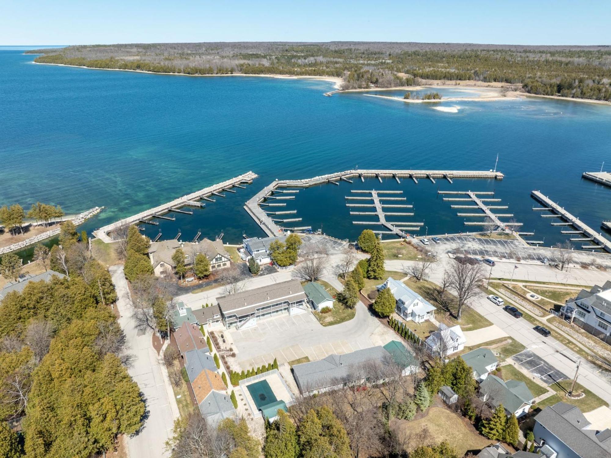 Spruce & Shore Motel Фіш-Крік Екстер'єр фото